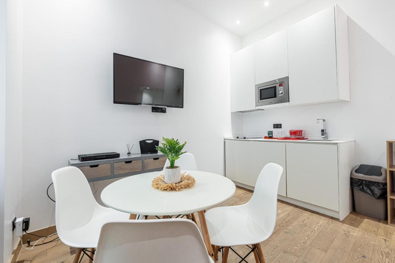 Апартаменты Garibaldi Square - Cozy 1 Bdr Old Town Ницца Экстерьер фото